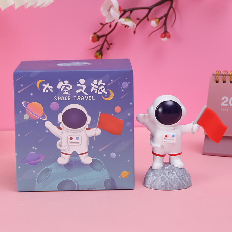 Space Trip Chuangyu Star Astronaut Hang Xiaoyu Blind Box Toy Doll Resin Craft Hand-Made Doll for Children