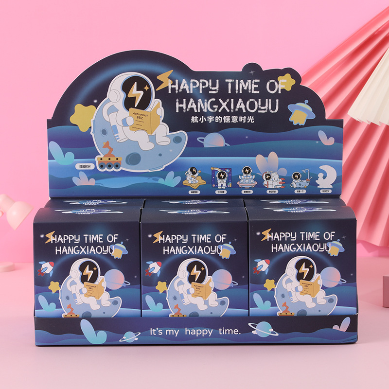 Space Trip Chuangyu Star Astronaut Hang Xiaoyu Blind Box Toy Doll Resin Craft Hand-Made Doll for Children
