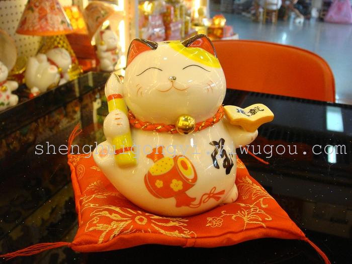 The cat cat cat ceramic Feng Shui Fortune Cat ornaments business gifts The cat cat cat ceramic Feng Shui Fortune Cat ornaments business gifts