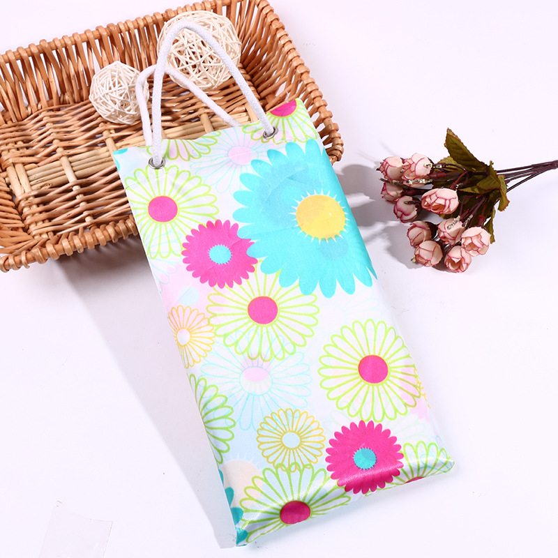 The new the new color of the new cloth bag bath curtain multi-function waterproof and mildew shower curtain wholesale. The new the new color of the new cloth bag bath curtain multi-function waterproof and mildew shower curtain wholesale.