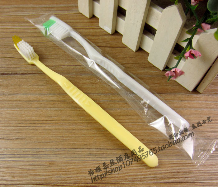 Free Shipping Hotel Supplies Disposable Tooth Set Wholesale Hotel Room Toothbrush Toothpaste 2-in-1 Washing Set Free Shipping Hotel Supplies Disposable Tooth Set Wholesale Hotel Room Toothbrush Toothpaste 2-in-1 Washing Set