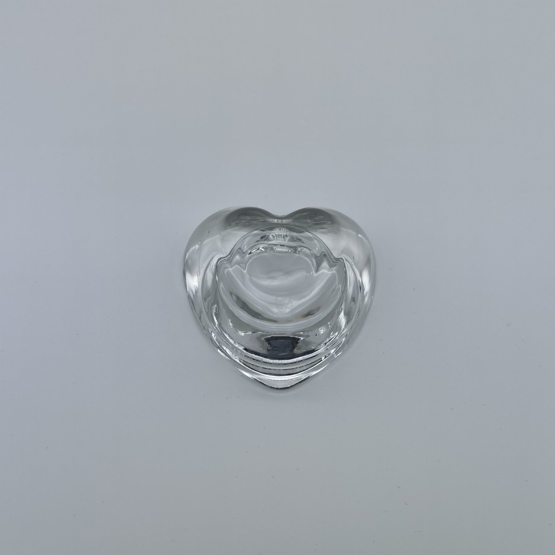 European Style Candlestick Love Candlestick Bottom Peach Heart Home Desktop Decoration Peach Heart Candlestick European Style Candlestick Love Candlestick Bottom Peach Heart Home Desktop Decoration Peach Heart Candlestick