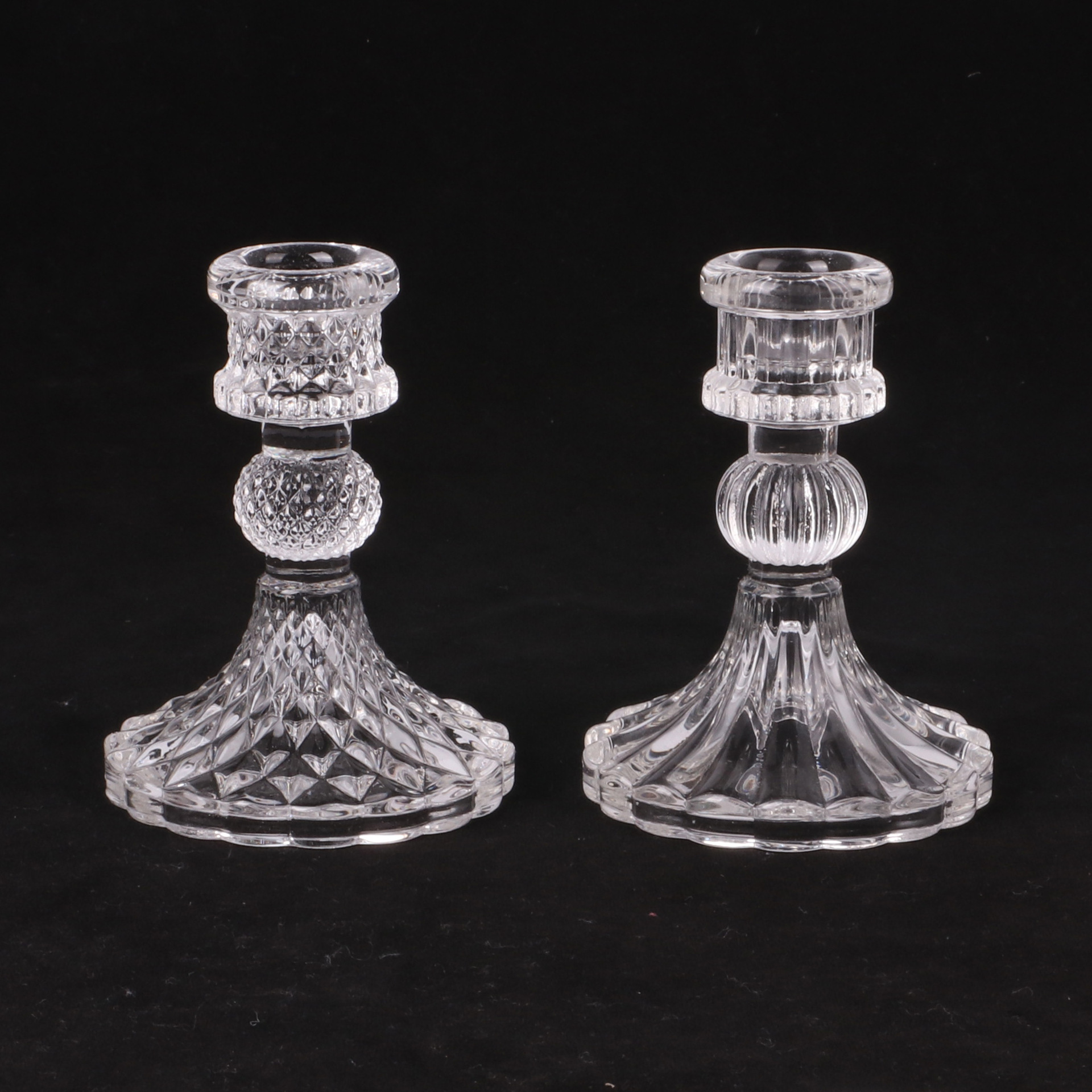 European-Style Simple Ins Glass Candlestick Home Pole Candle Base Romantic Dining Table Candle Holder Creative Home Decoration European-Style Simple Ins Glass Candlestick Home Pole Candle Base Romantic Dining Table Candle Holder Creative Home Decoration