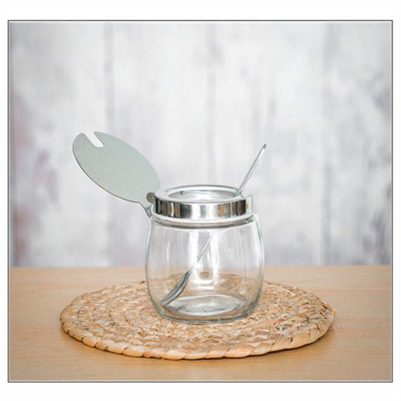 Kitchen supplies salt shaker seasoning box Restaurant pepper shaker sauce jar glass seasoning jar seasoning jar home Kitchen supplies salt shaker seasoning box Restaurant pepper shaker sauce jar glass seasoning jar seasoning jar home