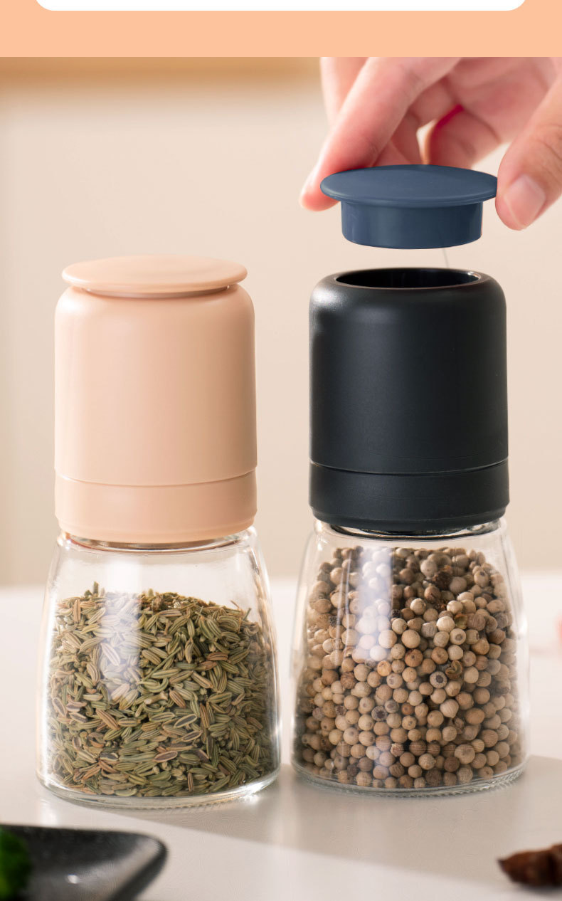 Pepper Household Stainless Steel Manual Grinding Pepper Machine Sea Salt Seasoning Jar Ground Black Pepper Mill Bottle Pepper Household Stainless Steel Manual Grinding Pepper Machine Sea Salt Seasoning Jar Ground Black Pepper Mill Bottle