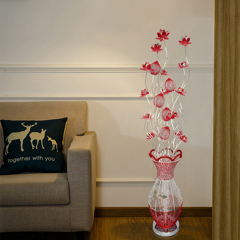 Fashionable Modern Red Warm Wedding Bedroom Floor Lamp Wedding Gift Decoration Living Room and Bedside Floor Lamp
