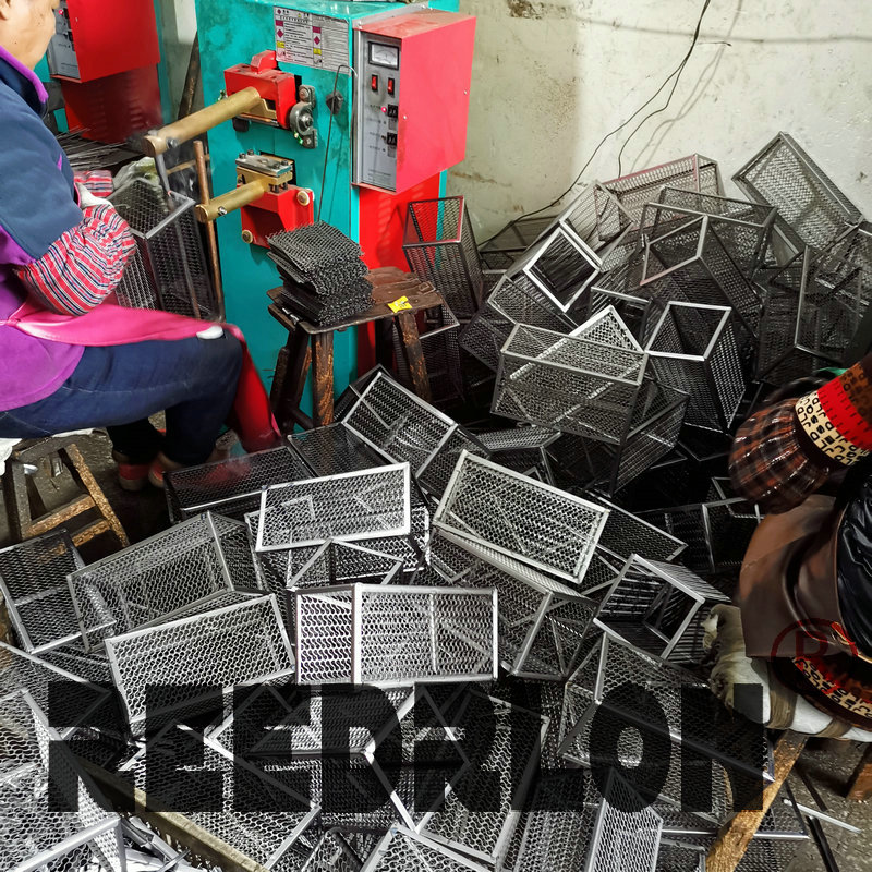 Redlong rat cage yiwu rat cage black metal household rat trap wholesale spot
