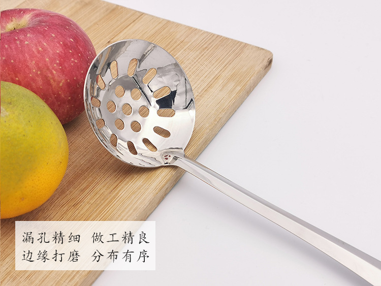 304 Non-Magnetic Stainless Steel Soup Ladle Hot Pot Spoon 6.7 Spoon Colander Household Hot Pot Restaurant Hot Pot Soup Ladle Colander