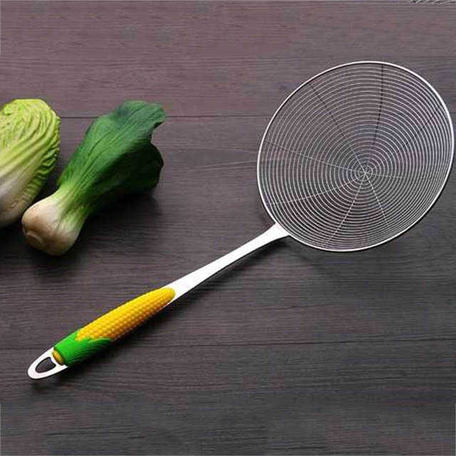 Colander Stainless Steel Big Strainer Colander Corn Handle Thickened Fried Food Colander Noodles Strainer Noodle Cooking Tool Long Handle Kitchen