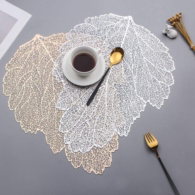 European and American Placemat Leaves Hollow out Heat Insulation Non-Slip PVC Placemat Tea Table Decorative Pad Restaurant Western Food Tray Mat