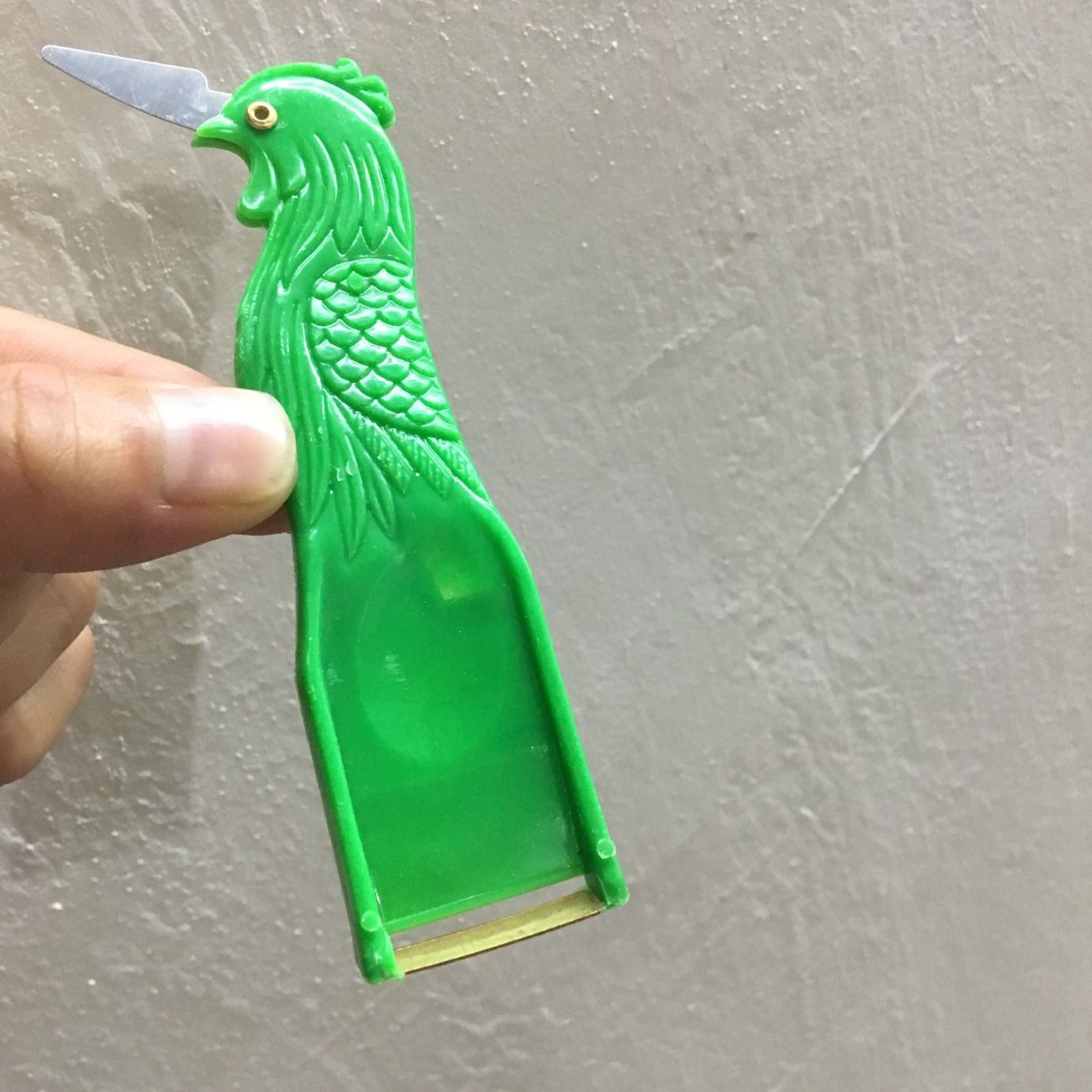 Old-Fashioned Chicken Planer Chicken Planer Paring Knife Peeler Multi-Function Peeler Digging Sewage Fruit and Vegetables Kitchen Gadget Old-Fashioned Chicken Planer Chicken Planer Paring Knife Peeler Multi-Function Peeler Digging Sewage Fruit and Vegetables Kitchen Gadget