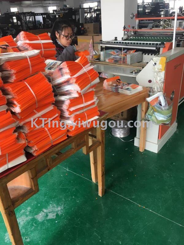 The vacuum compression bag of the perfume pouch is sold by the vacuum bag manufacturer. The vacuum compression bag of the perfume pouch is sold by the vacuum bag manufacturer.