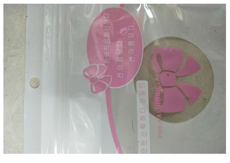 OPP Clothing Warning Printed Bag PE Self-Sealing Zipper Bag Composite Handbag CPE Packaging Plastic under-Cut Bag OPP Clothing Warning Printed Bag PE Self-Sealing Zipper Bag Composite Handbag CPE Packaging Plastic under-Cut Bag