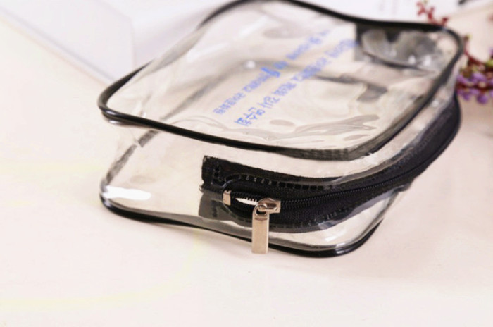 The manufacturer custom-made transparent PVC bag PVC cosmetic bag plastic film PVC packaging bag The manufacturer custom-made transparent PVC bag PVC cosmetic bag plastic film PVC packaging bag