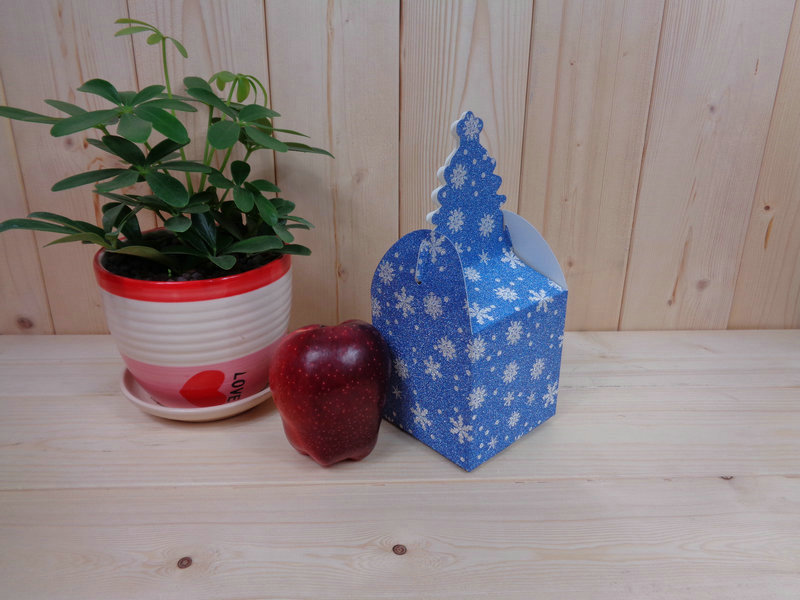 Currently Available Christmas Christmas Eve Fruit Gift Box Christmas Eve New Cartoon Portable Packing Box Christmas Apple Box Currently Available Christmas Christmas Eve Fruit Gift Box Christmas Eve New Cartoon Portable Packing Box Christmas Apple Box