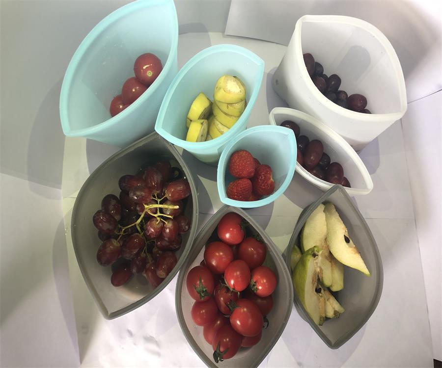Silicone Freshness Protection Package Easy to Clean Silicone Bag Zipper Storage Bag Silicone Food Bag Food Silicone Bag