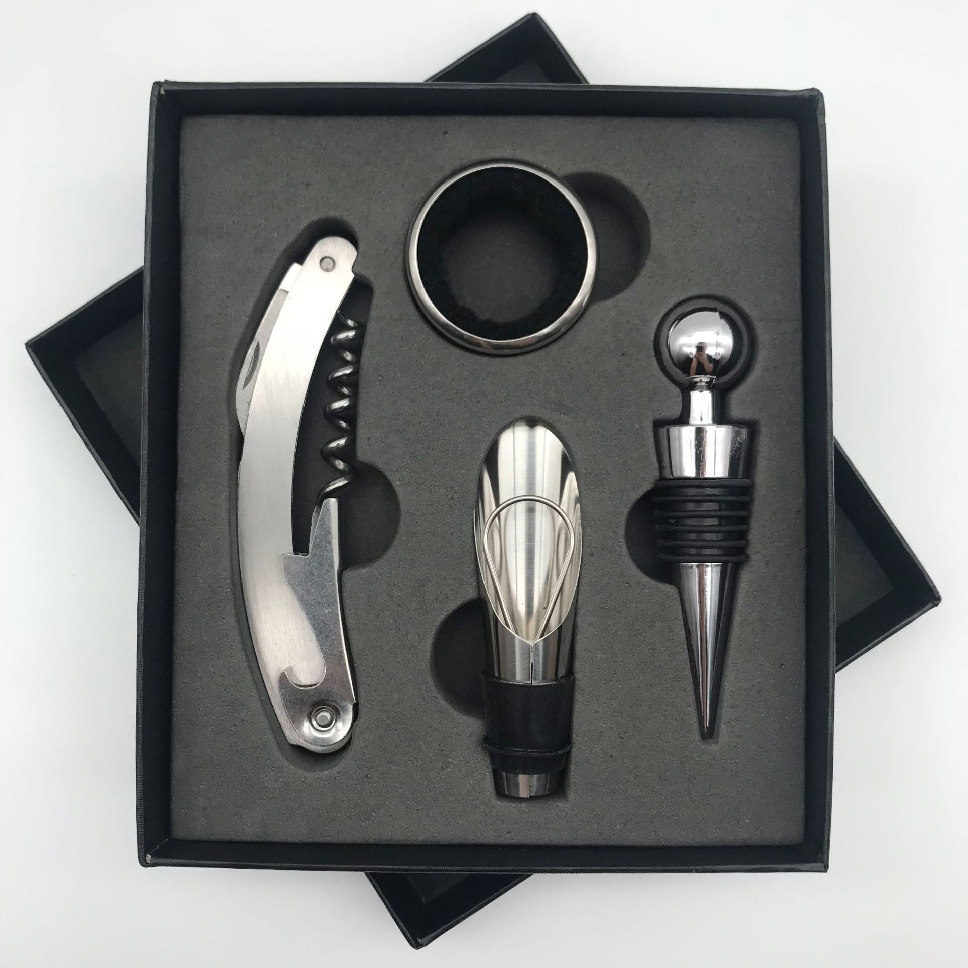 Manufacturer direct selling wine bottle opener set Red wine wine set four-piece Heaven and Earth cover gift box all kinds of sets