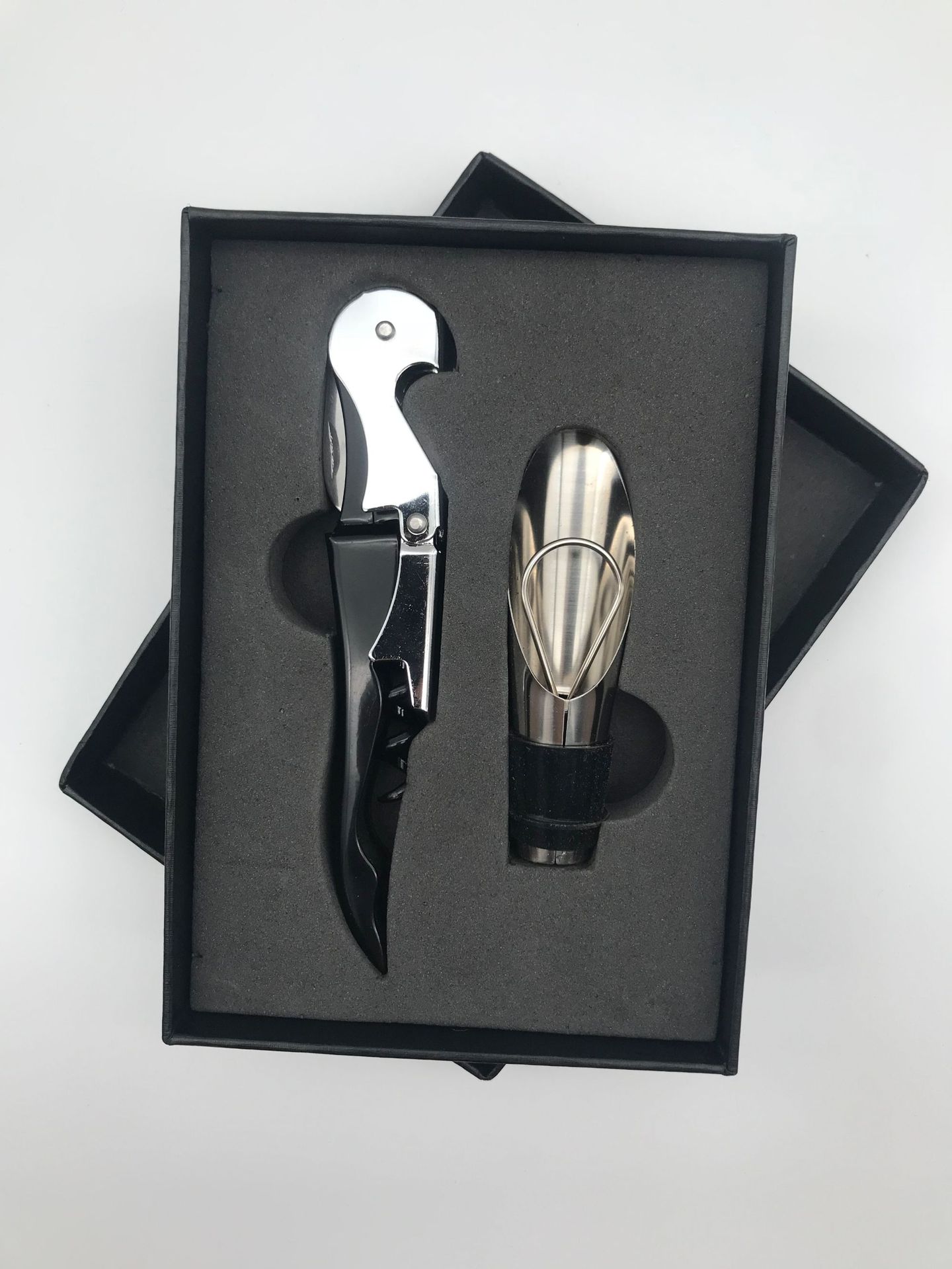 Manufacturer direct selling wine bottle opener set Red wine wine set four-piece Heaven and Earth cover gift box all kinds of sets