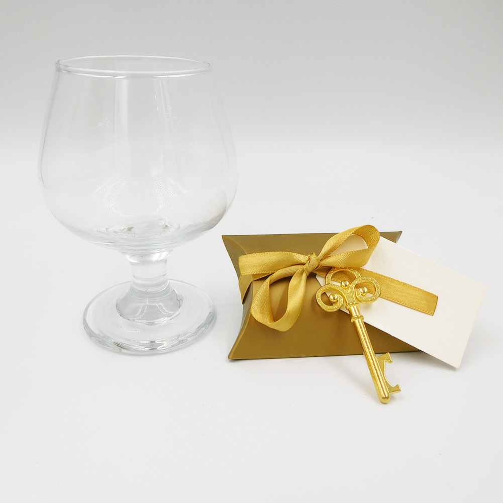 New Hot Sale Wedding Favors Creative Small Gift Key Bottle Opener Pendant Wedding Supplies Pillow Wedding Candies Box New Hot Sale Wedding Favors Creative Small Gift Key Bottle Opener Pendant Wedding Supplies Pillow Wedding Candies Box