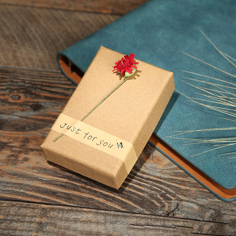 Factory Creative Jewelry Packaging Box Hot Sale Chain Ring Bracelet Sunflower Jewelry Box Paper Bag Currently Available Wholesale