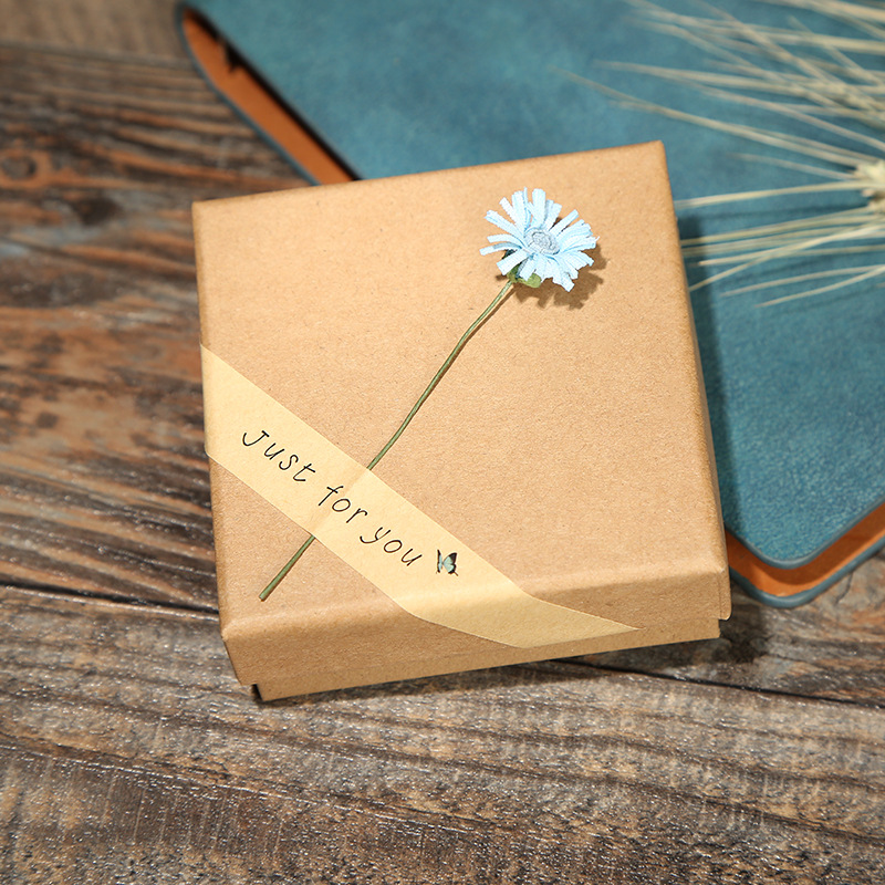 Factory Creative Jewelry Packaging Box Hot Sale Chain Ring Bracelet Sunflower Jewelry Box Paper Bag Currently Available Wholesale
