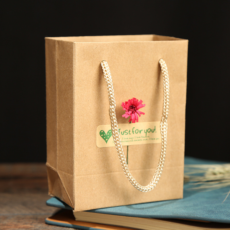 Factory Creative Jewelry Packaging Box Hot Sale Chain Ring Bracelet Sunflower Jewelry Box Paper Bag Currently Available Wholesale