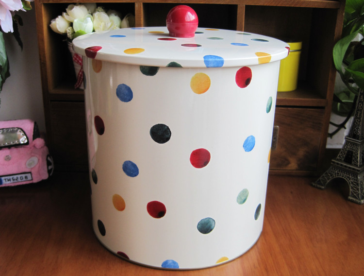 New coloured dots large tin box of biscuits and snacks of junk storage drums Tin boxes round cans sealed cans