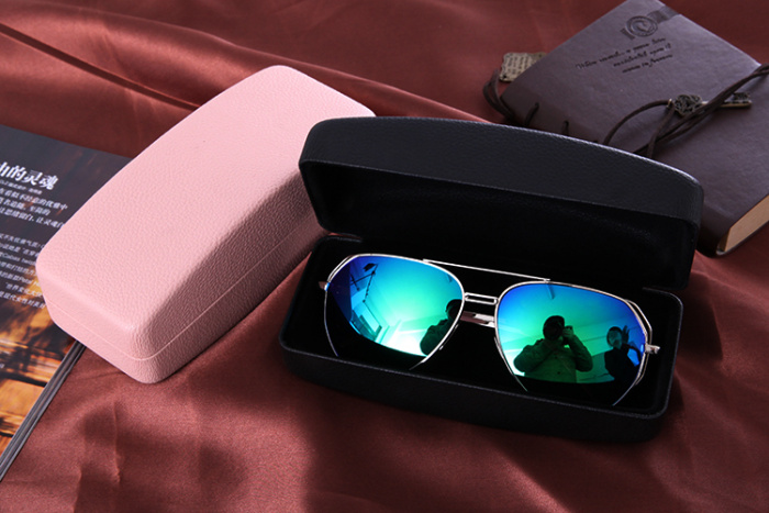 The high-end sunglasses glasses box tin box and sun glasses box