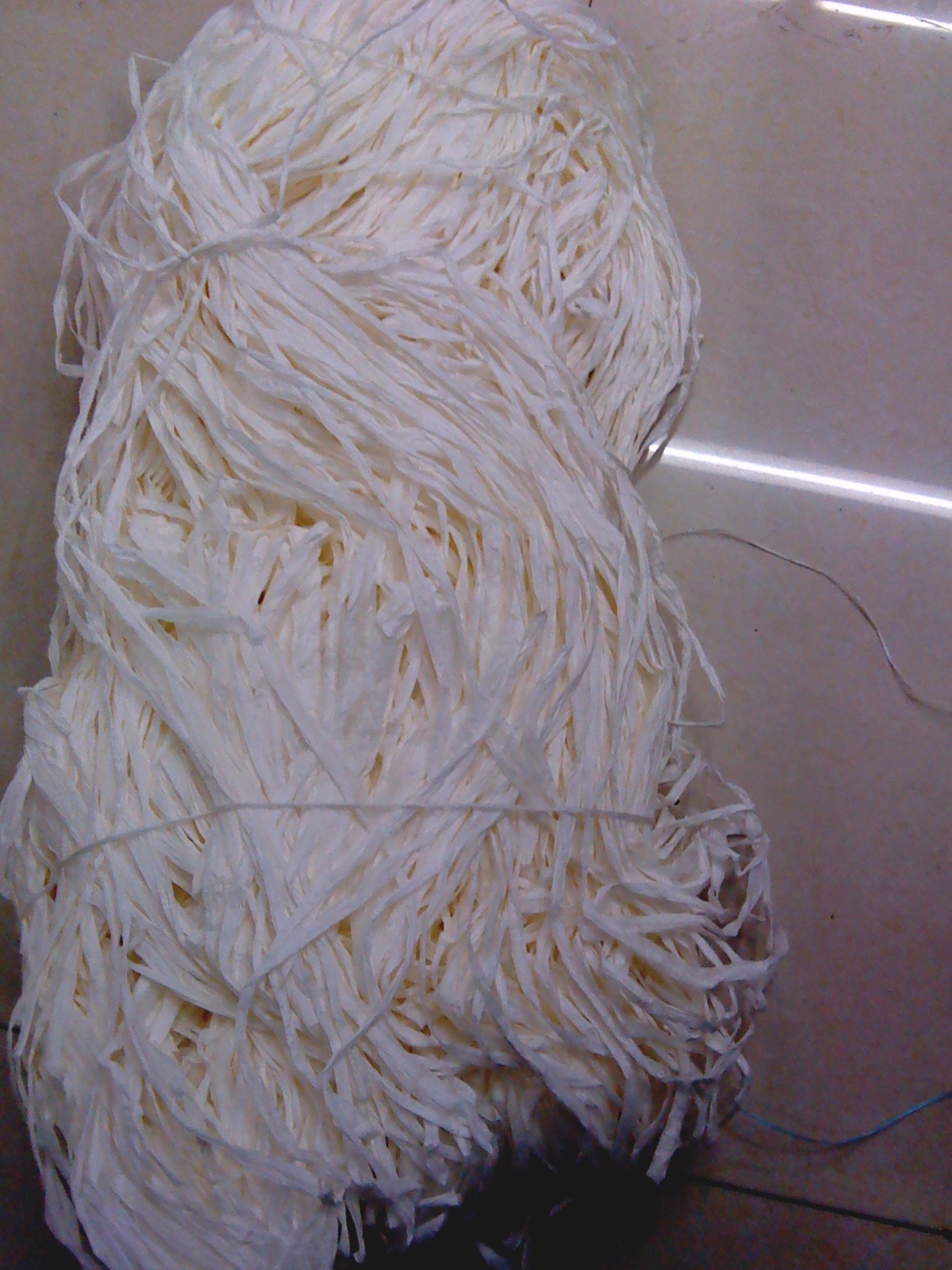 Wholesale Supply White Rayon Raffia Japanese Fiber Rope Grass Embroidered Grass Wholesale Supply White Rayon Raffia Japanese Fiber Rope Grass Embroidered Grass