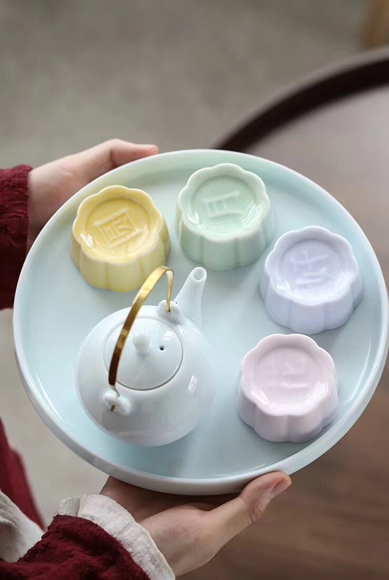 Festival Business Leaders Gift Blooming Flowers and Full Moon Tea Moon Cake Tea Containers Tea Tray Kung Fu Tea Set Festival Business Leaders Gift Blooming Flowers and Full Moon Tea Moon Cake Tea Containers Tea Tray Kung Fu Tea Set