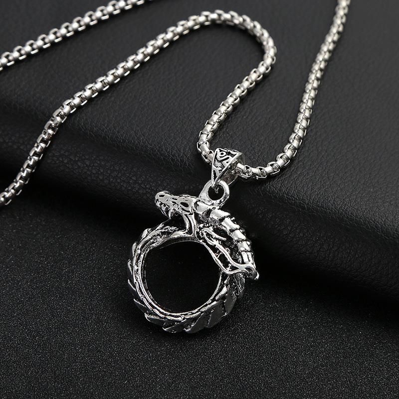 Hip hop jewelry necklace Japanese and Korean personality vintage men's necklace accessories hip-hop hang tag accessories a generation hair Hip hop jewelry necklace Japanese and Korean personality vintage men's necklace accessories hip-hop hang tag accessories a generation hair