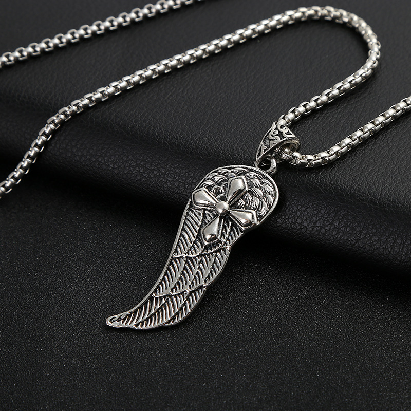 Hip hop jewelry necklace Japanese and Korean personality vintage men's necklace accessories hip-hop hang tag accessories a generation hair Hip hop jewelry necklace Japanese and Korean personality vintage men's necklace accessories hip-hop hang tag accessories a generation hair