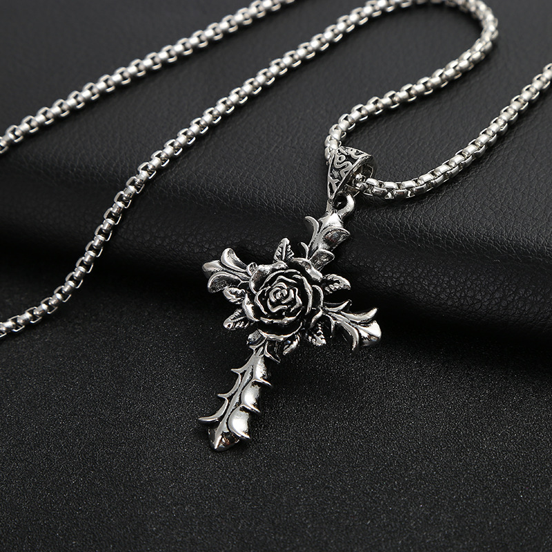 Hip hop jewelry necklace Japanese and Korean personality vintage men's necklace accessories hip-hop hang tag accessories a generation hair Hip hop jewelry necklace Japanese and Korean personality vintage men's necklace accessories hip-hop hang tag accessories a generation hair