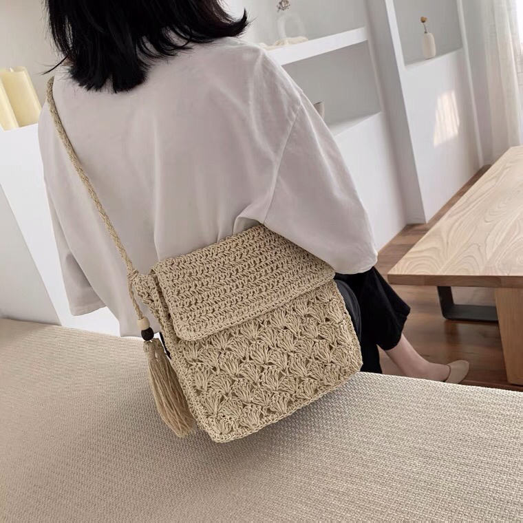 Factory Price Ins New Fan Crochet Paper String Flip Woven Bag Crossbody Straw Bag Beach Casual Women's Bag Factory Price Ins New Fan Crochet Paper String Flip Woven Bag Crossbody Straw Bag Beach Casual Women's Bag