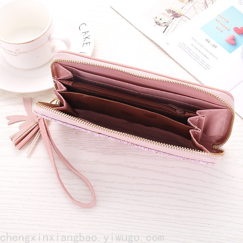 New Ladies' Purse Long Zipper Gold Powder Stitching Contrast Color Tassel Wild Rivet Mobile Phone Bag New Ladies' Purse Long Zipper Gold Powder Stitching Contrast Color Tassel Wild Rivet Mobile Phone Bag