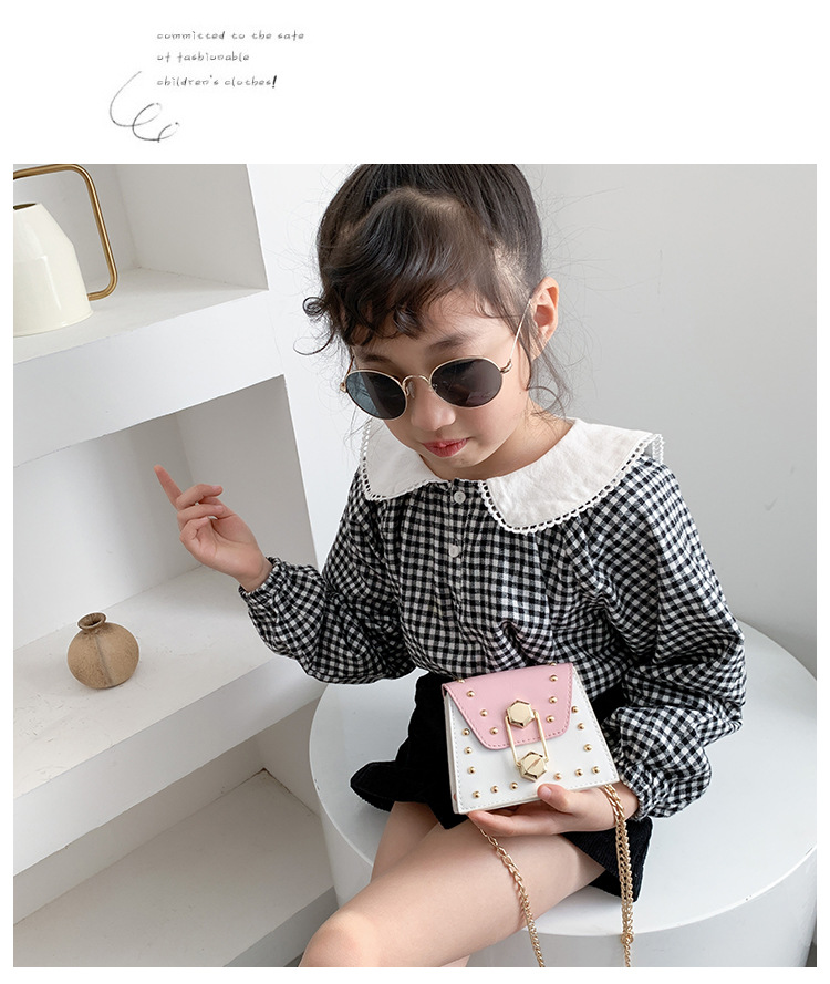 Rivet Mini Bag 2021 New Korean Fashion Ins Internet Celebrity All-Match Parent-Child Children's Crossbody Small Square Bag Rivet Mini Bag 2021 New Korean Fashion Ins Internet Celebrity All-Match Parent-Child Children's Crossbody Small Square Bag
