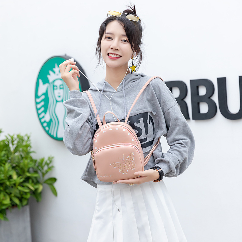 One Piece Dropshipping Autumn and Winter 2020 New Large Capacity Simple Printed Cell Phone Bag Rivet Butterfly Backpack for Women