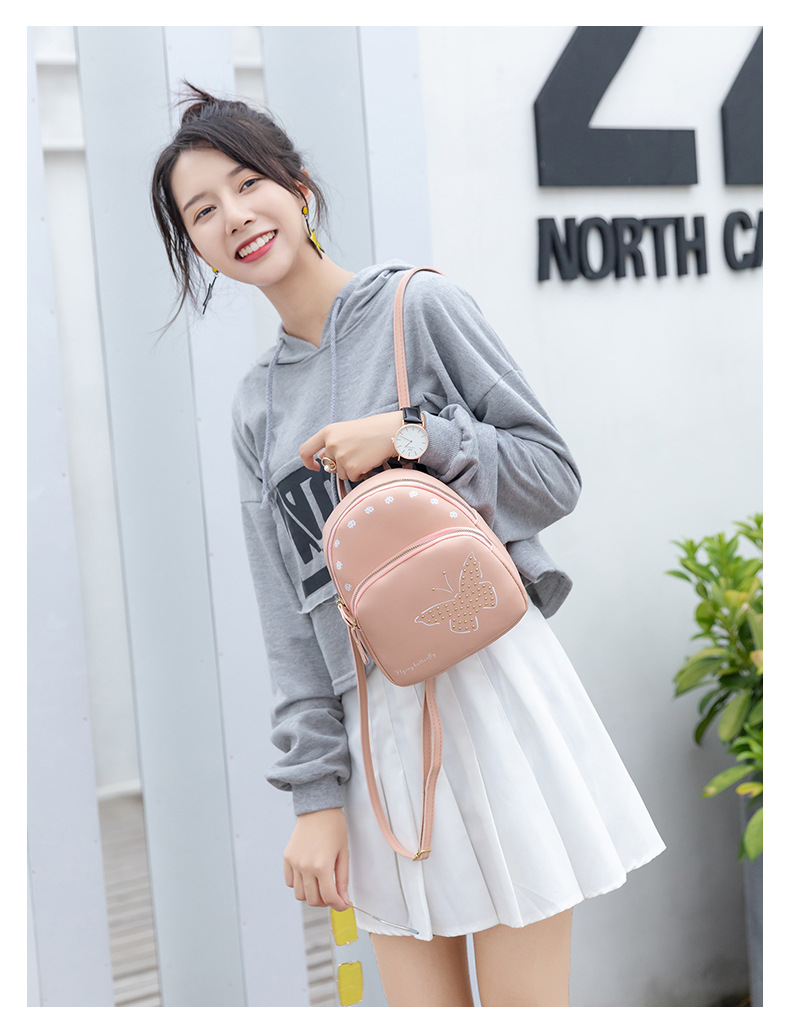One Piece Dropshipping Autumn and Winter 2020 New Large Capacity Simple Printed Cell Phone Bag Rivet Butterfly Backpack for Women One Piece Dropshipping Autumn and Winter 2020 New Large Capacity Simple Printed Cell Phone Bag Rivet Butterfly Backpack for Women