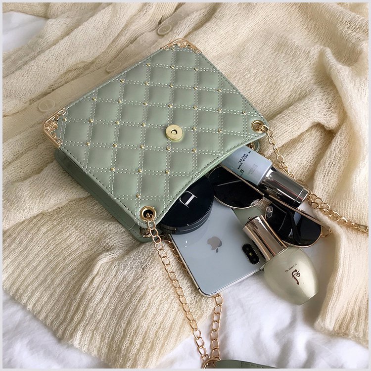 Women's Bag Chanel-Style Rhombus Chain Bag Rivet Small Bag Shoulder Bag Fashion Trendy Messenger Bag Women's Bag Chanel-Style Rhombus Chain Bag Rivet Small Bag Shoulder Bag Fashion Trendy Messenger Bag