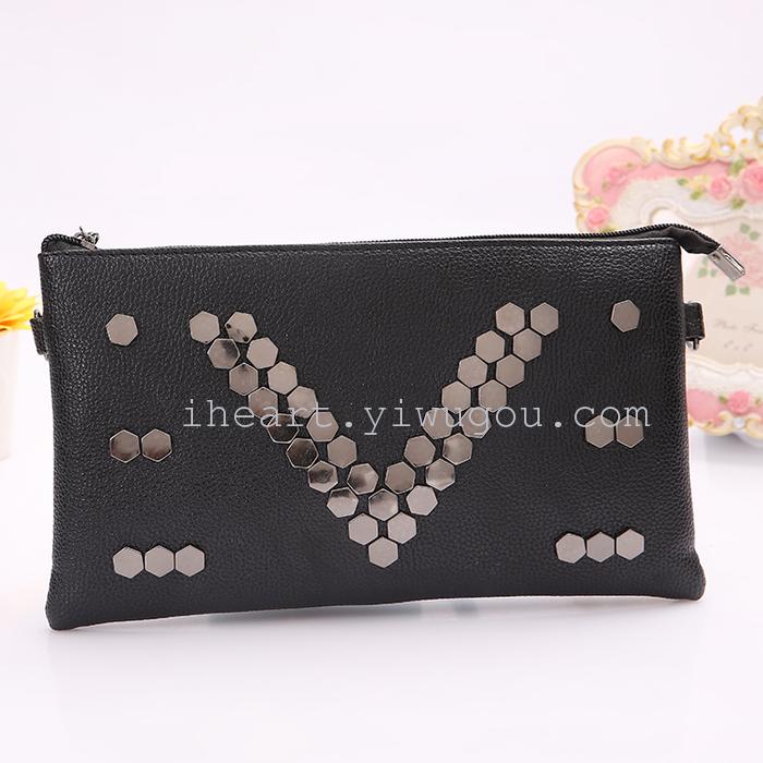 V six M word edge rivet bag V six M word edge rivet bag