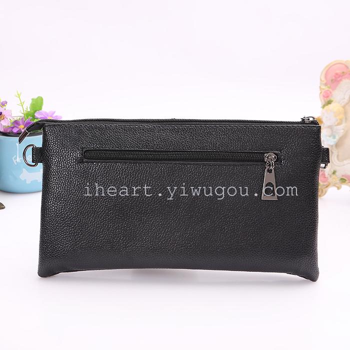 The six side of the bottom row rivet bag