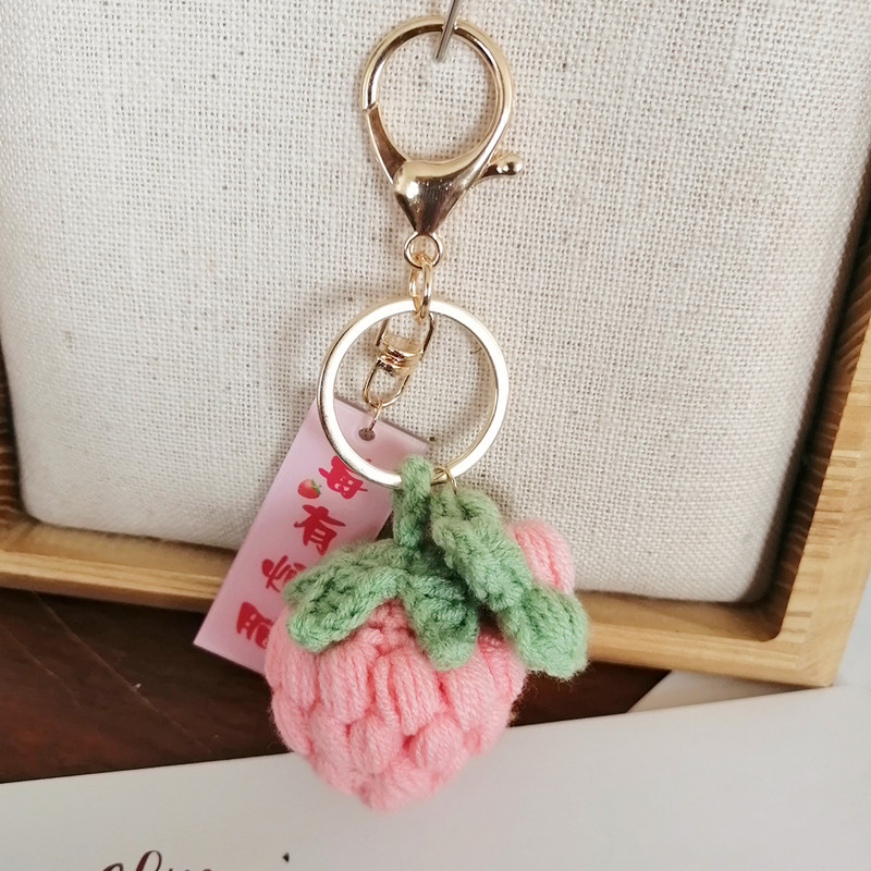 Crocheted Wool Cute Strawberry Small Flower Pendant Berry Worry Bag Keychain Car Hanging Ornaments New Products in Stock