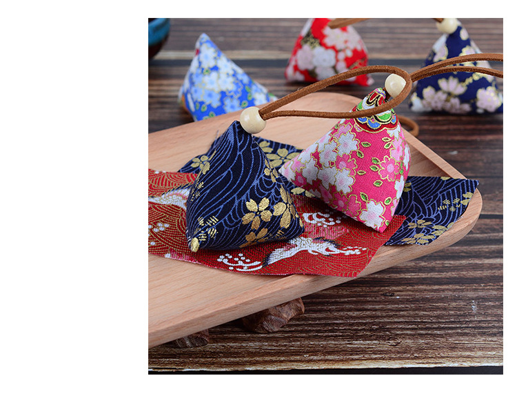 Bag Argy Wormwood Mosquito Repellent Portable Handmade Ancient Style Sachet Mini Zongzi Perfume Bag in Stock Whole Bag Argy Wormwood Mosquito Repellent Portable Handmade Ancient Style Sachet Mini Zongzi Perfume Bag in Stock Whole