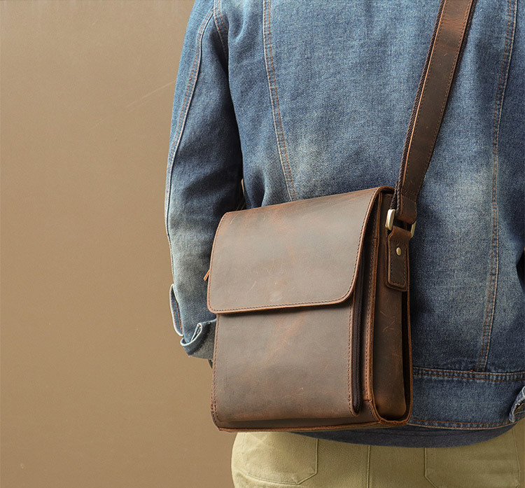 Jiameida New Men's Real-Leather Bag Retro Crazy Horse Leather Men's Shoulder Bag European and American Fashion Cattlehide Leather Crossbody Bag 7055 Jiameida New Men's Real-Leather Bag Retro Crazy Horse Leather Men's Shoulder Bag European and American Fashion Cattlehide Leather Crossbody Bag 7055