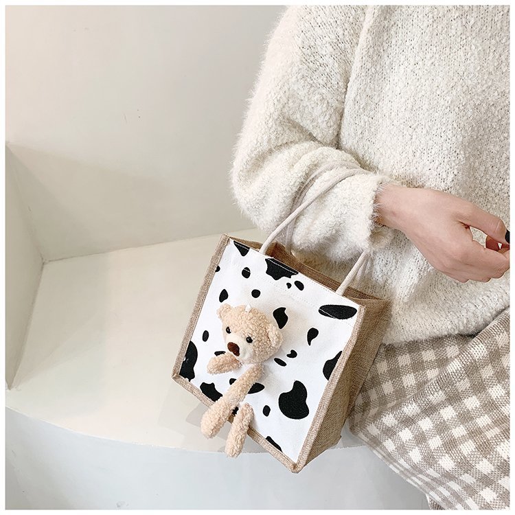 2021 New Internet Hot Korean Style Ins Printed Cow Graffiti Bear Canvas Bag Women's Portable Cute Shoulder Bag