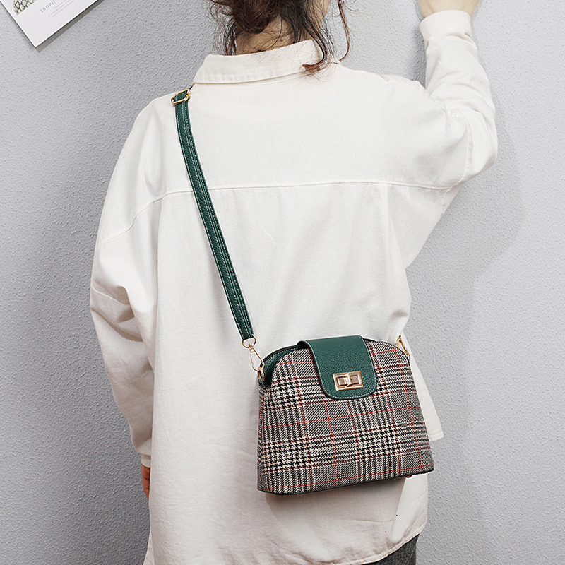 Small Bag for Women 2020 New Popular Net Red Messenger Bag Woolen Cloth Shell Bag Canvas Bag Shoulder Bag One Piece Dropshipping