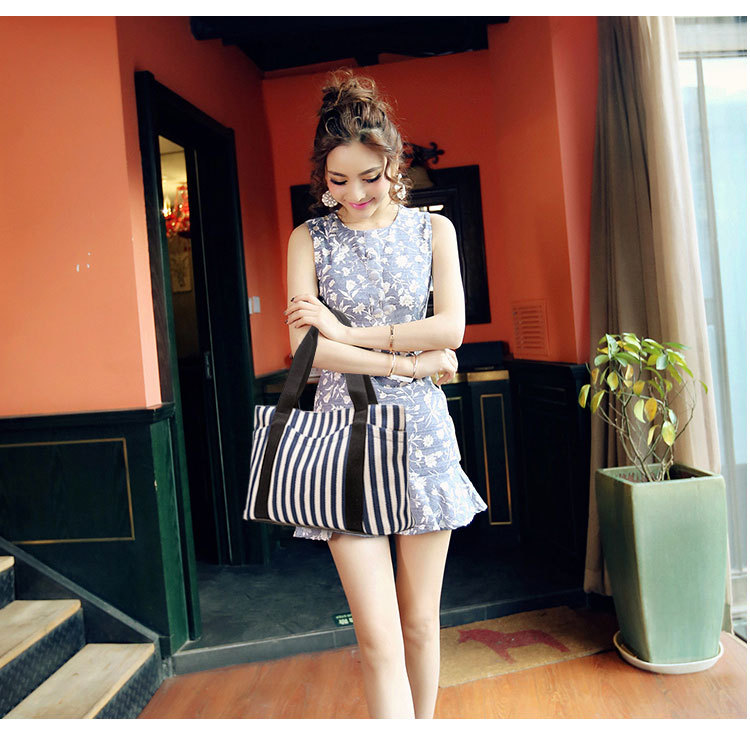 in Europe and America Women's Fashion Handbag Striped Canvas Bag Women's Shoulder Bag Tote Mummy Canvas Bag Big Bag in Europe and America Women's Fashion Handbag Striped Canvas Bag Women's Shoulder Bag Tote Mummy Canvas Bag Big Bag