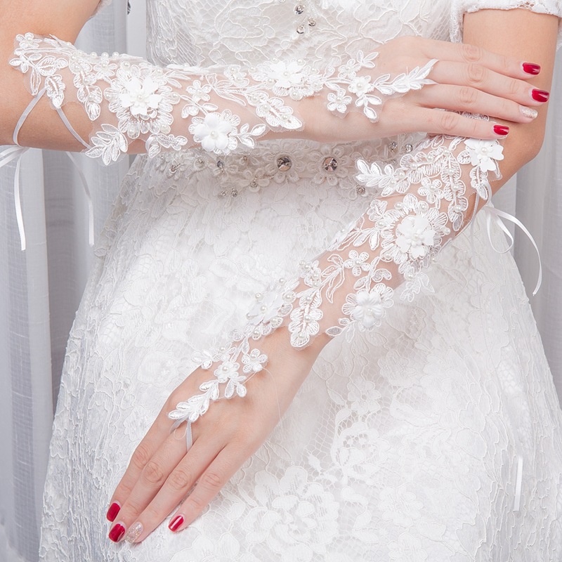 Wedding Gloves Wedding Bridal Gown Hook Finger Open Finger Strap Gloves Thin Lace Flower Inlaid Pearl Wedding Gloves Wedding Bridal Gown Hook Finger Open Finger Strap Gloves Thin Lace Flower Inlaid Pearl