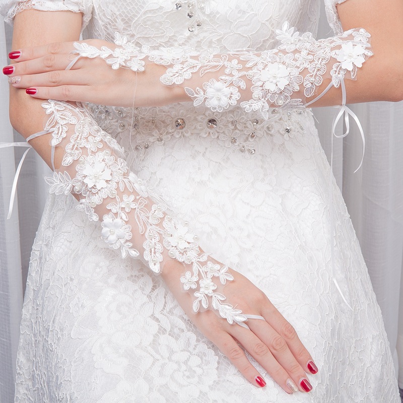 Wedding Gloves Wedding Bridal Gown Hook Finger Open Finger Strap Gloves Thin Lace Flower Inlaid Pearl Wedding Gloves Wedding Bridal Gown Hook Finger Open Finger Strap Gloves Thin Lace Flower Inlaid Pearl