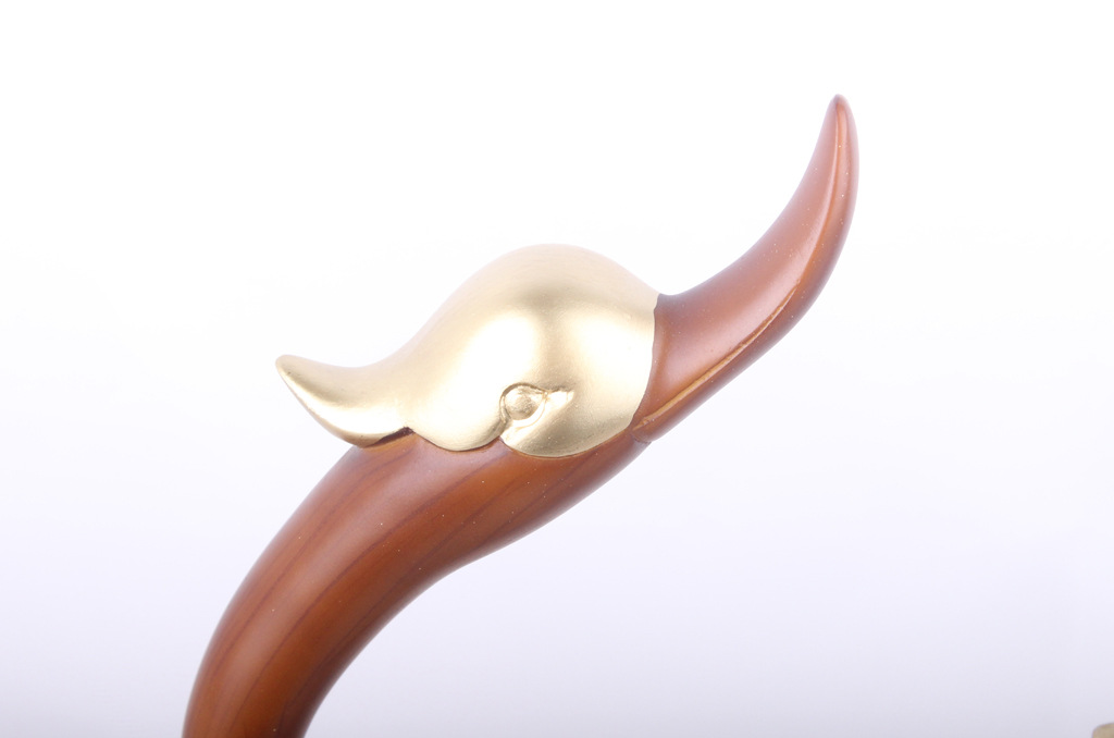 Resin Crafts European Style Wood Grain Couple Large Swan Decoration Creative Home Cabinet Decoration Wedding Gift Resin Crafts European Style Wood Grain Couple Large Swan Decoration Creative Home Cabinet Decoration Wedding Gift